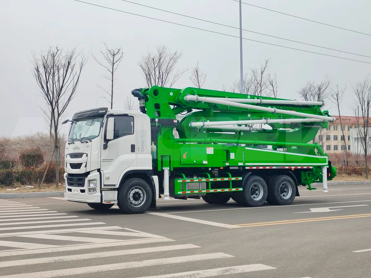 Автобетононасос 30 м